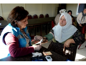 Tepebaşı’nda Sağlık Taramaları Devam Ediyor