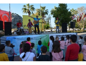 Dalyan’da Çocuk Şarkıları Konseri