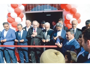 Bakan Özlü, Kahta’da Mezbahane Açılışına Katıldı