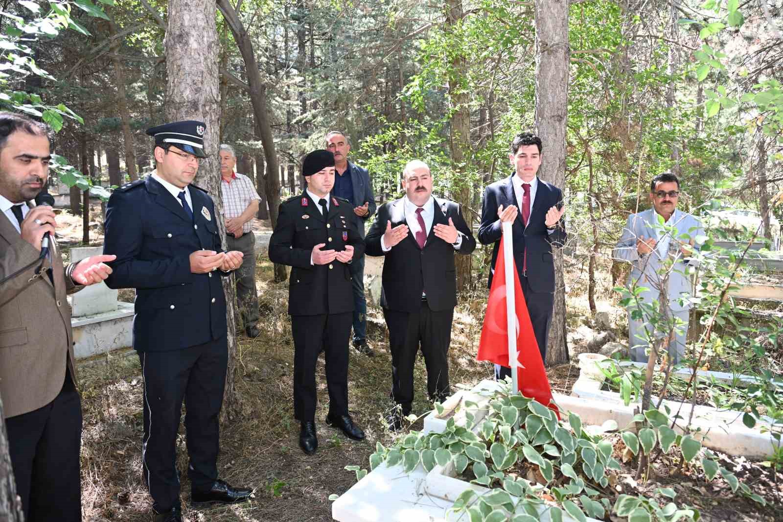 inonu-belediyesi-15-temmuz-anma-programlarina-katildi