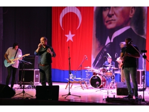 Hüsnü Arkan Sevenleriyle Buluştu