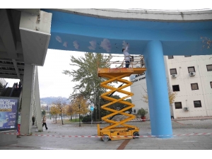 Kocaeli’nin Üst Geçitleri Renkleniyor