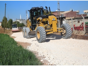 Haliliye Belediyesi, Kırsalda Yol Yapım Çalışmalarını Sürdürüyor