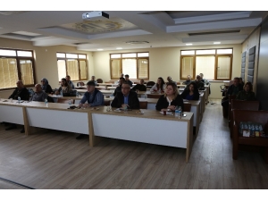 Edremit Ticaret Odası "Yeni Nesil Dış Ticaret İstihbarat Eğitimi" Düzenlendi