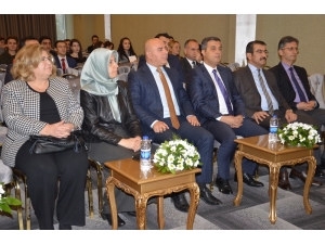 Kadına Yönelik Şiddet Çalıştayda Değerlendirildi