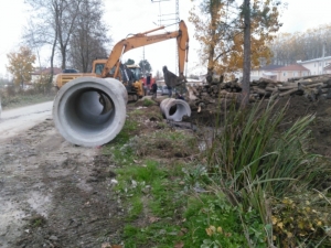 Yahyalı Mahallesinde Yol Genişletme Ve Kanal Temizliği Çalışmaları Başladı