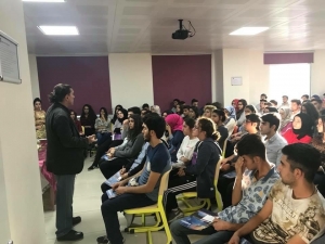 Mardin’in Kızıltepe İlçesinde Doğru Eğitim İçin Seminerler Veriliyor