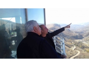 Sanatçılar Levent Vadisi’ne Hayran Kaldılar