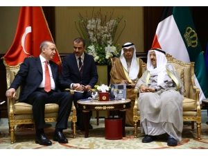 Cumhurbaşkanı Erdoğan, Kuveyt Emiri El Sabah İle Görüştü