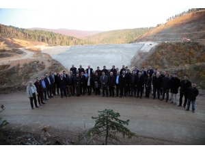 Büyükşehir Bürokratları Akçay Barajını İnceledi