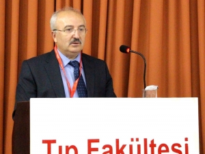 Prof. Dr. Çolak: "6 Saniyede Bir Kişi Diyabetten Ölüyor"