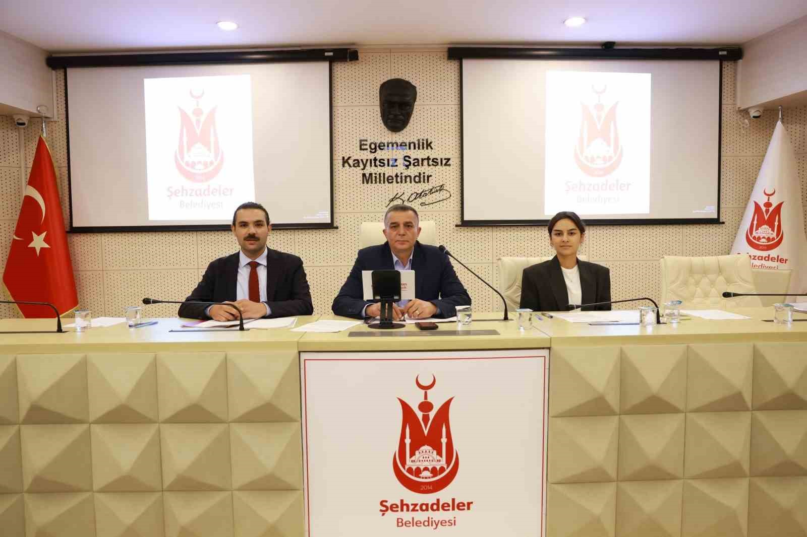 sehzadeler-meclisi-nde-33-madde-karara-baglandi