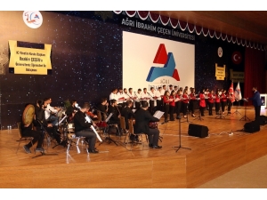 Aiçü’de ’Türk Halk Müziği’ Konseri Düzenlendi