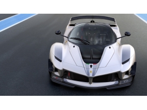 Lüks Araç Markası Yeni Aracını Tanıttı