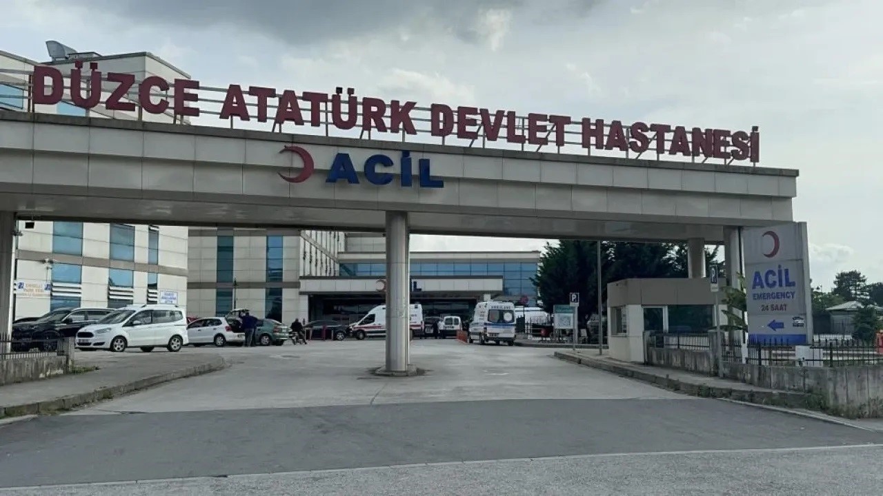 otomobil-kamyona-arkadan-carpti-1-yarali