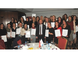 Ayto’nun Kadın Girişimci Yönetici Okulu Mezunlarını Verdi