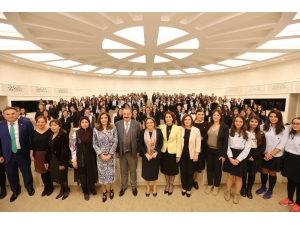 “Haydi Kızlar Yönetime” Projesinin Konuğu Sanko Okulları Oldu