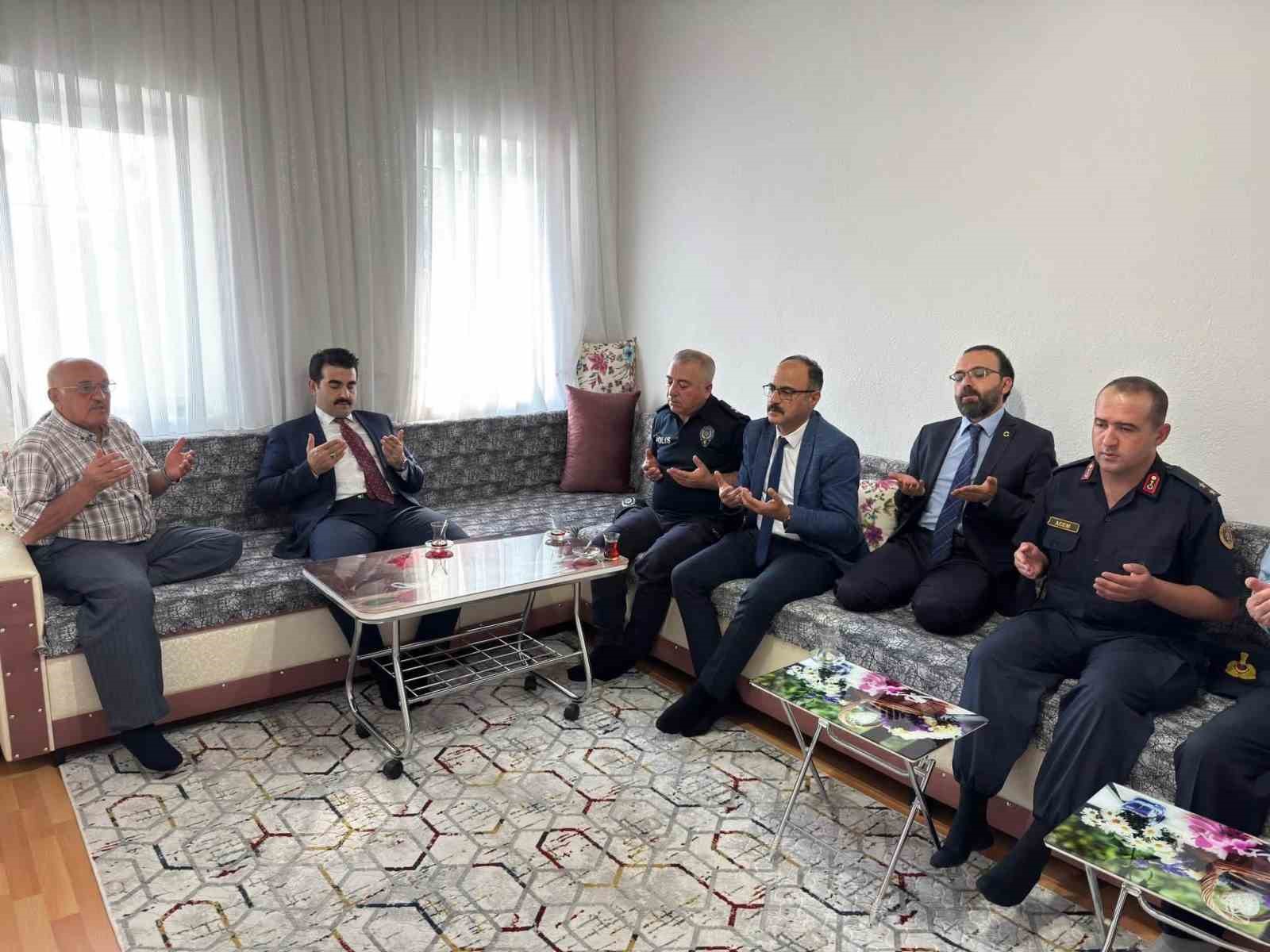 tomarza-da-gaziler-gunu-nde-anlamli-ziyaret