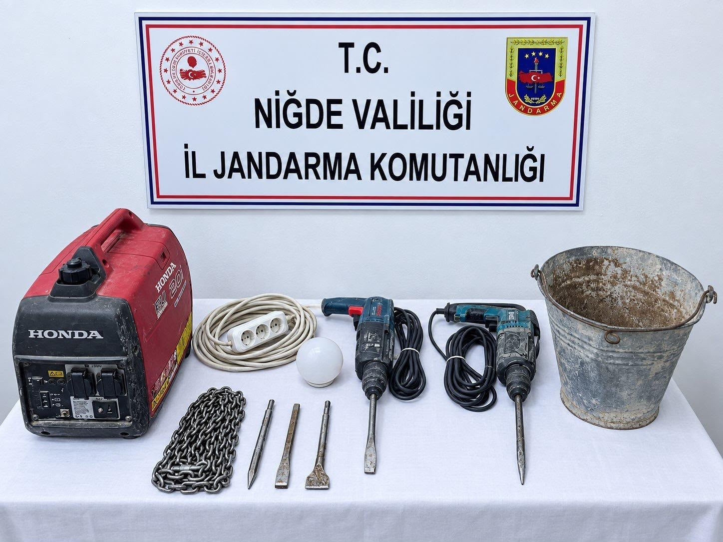 nigde-de-kacak-kazi-operasyonu-1-supheliye-islem