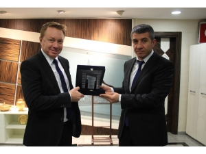 Avustralya’nın Ankara Büyükelçisi Marc Innes Brown Şanlıurfa’da