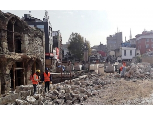 Selçuklu Yadigarı Eser Orijinal Görüntüsüne Kavuşuyor