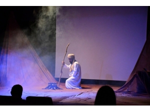 Ahmet Yesevi Sahneye Taşındı