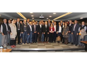 Korkuteli’de 300 Dekarlık Arazide Kekik Ve Adaçayı Üretimi Yapılacak