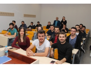 Anadolu Üniversitesi’nden Türkiye’de Bir İlk: Tekno-girişimcilik Dersi Böte’de