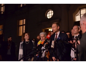 Almanya’da Koalisyon Görüşmeleri Ertelendi