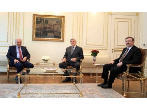 Başkan Karaosmanoğlu, Başkan Uysal’ı Ziyaret Etti
