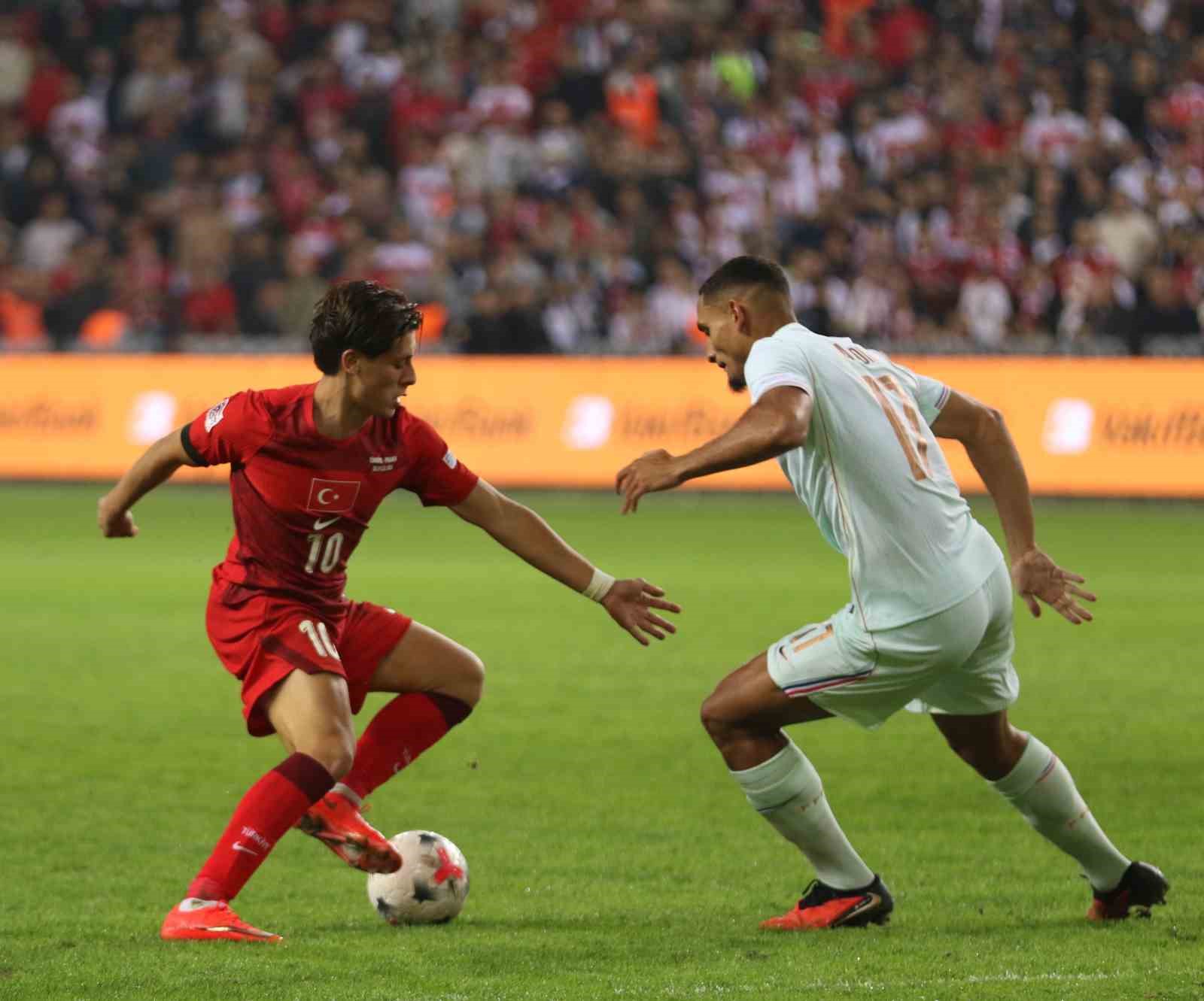 uefa-uluslar-ligi-turkiye-0-fransa-1-mac-sonucu