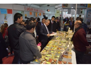 Osmaniye’de Kitap Fuarı Hazırlıkları