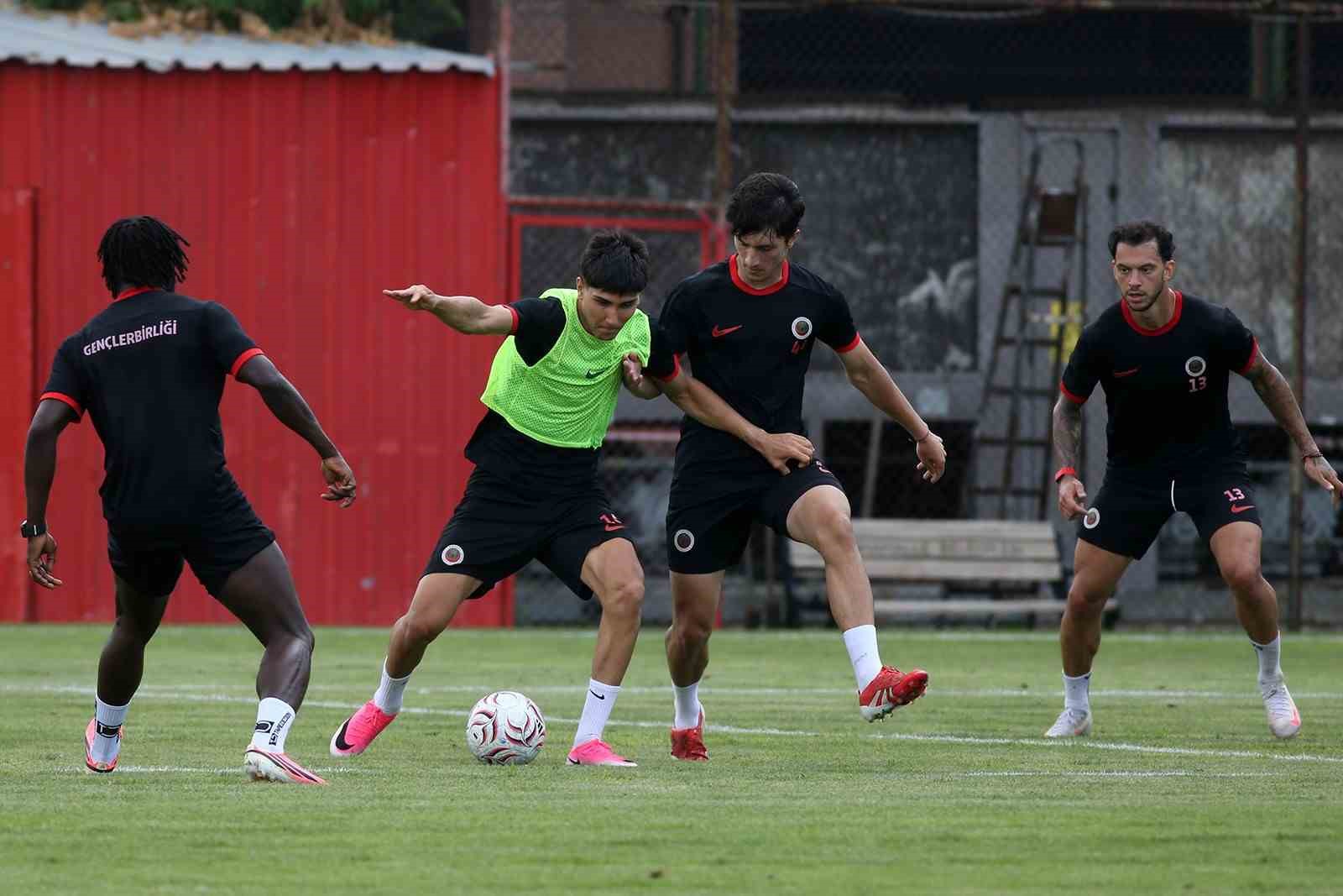 genclerbirligi-fenerbahce-maci-hazirliklarina-basladi