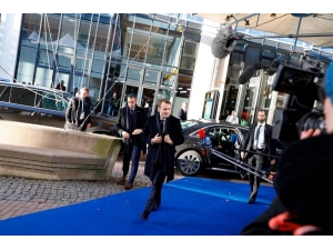 İsveç’te Ab Zirvesi Başladı