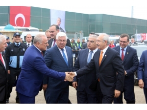 Kılıçdaroğlu: "Mevkisi Ve Makamı Ne Olursa Olsun, Siyasetçi Halka Hesap Vermek Zorundadır"