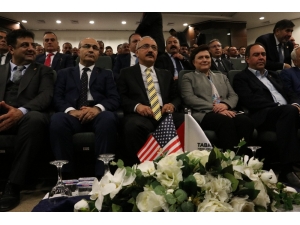 Bakan Elvan, Türk Amerikan İşadamları Zirvesi’ne Katıldı
