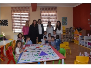 Anaokulu Öğrencileri Komşular Günü’nde Bir Araya Geldi