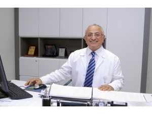 Türk Cerrahlar, Canlı Yayınla Yabancı Doktorlara Kurs Verdi