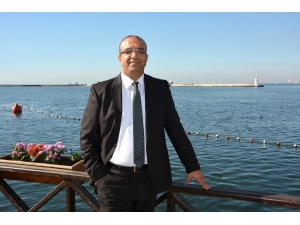 Op. Dr. Kenan Kalı’dan İzmirliler’e Konut Uyarısı