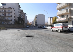 Şehit Akif Ağaoğlu Caddesi Asfaltlandı