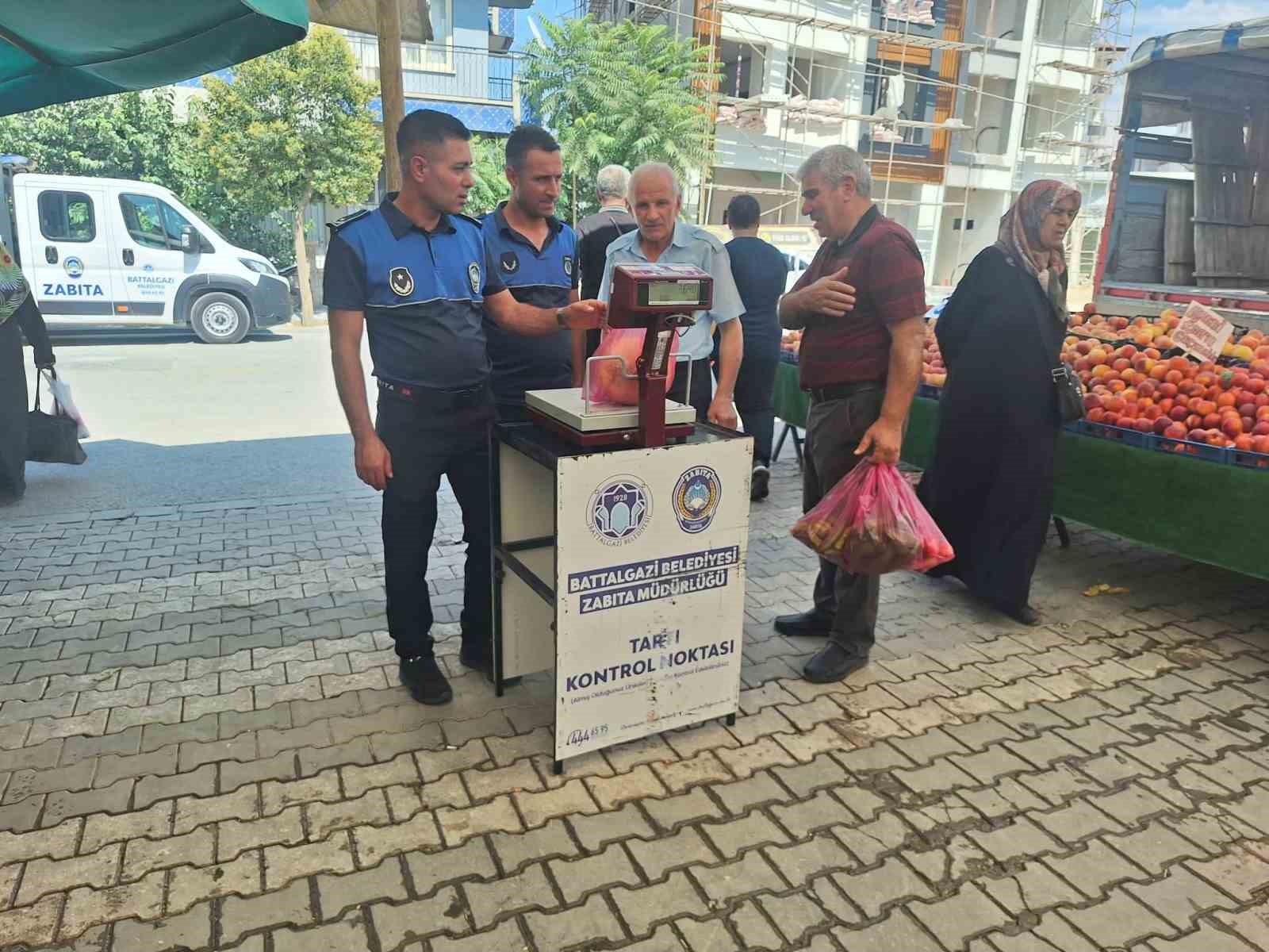 battalgazi-de-semt-pazarlarina-yonelik-denetimler-suruyor