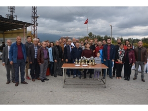 Emd İzmir’den, Torbalı Zeytin Ve Zeytinyağı Hasat Şenliği’ne Destek