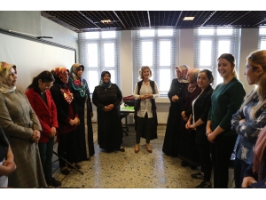 Annelere Aile İçi İletişim Anlatıldı