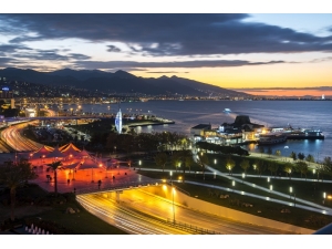 Fitch’in Yeni Raporuyla İzmir Zirvedeki Yerini Korudu