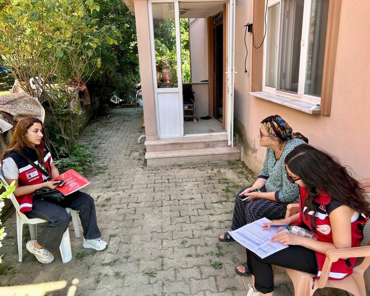 kastamonu-da-selin-yaralari-sariliyor-338-kisiye-destek-verildi
