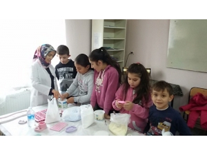 Hisarcık’ta Öğrencilere Kokulu Taş Kursu