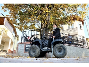 İhtiyar Delikanlıların Atv Keyfi Gençlere Taş Çıkarıyor