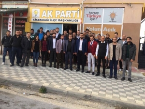 Ak Parti Çiçekdağı İlçesi 5. Gençlik Kolları Kongresi Yaptı