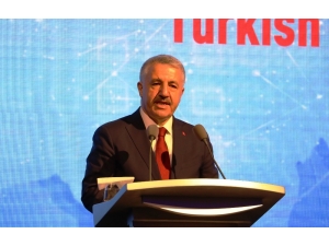 Bakan Arslan’dan E-ticarette ‘Bekarlar Günü’ Örneği