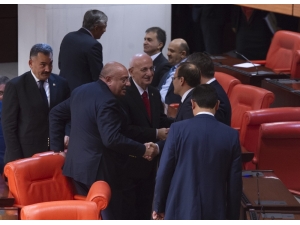 Tbmm’de Kritik Oturum